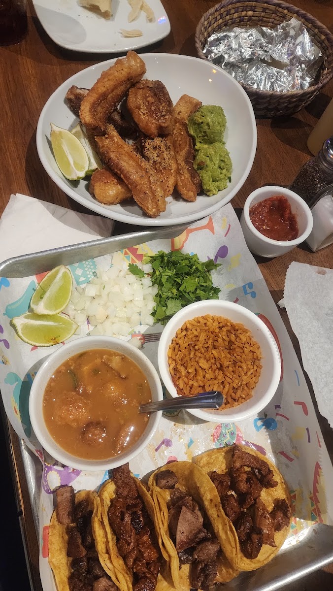 El Viejon Cocina y Cantina