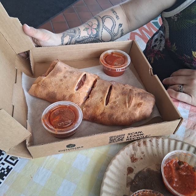 Frank's Stromboli 12in