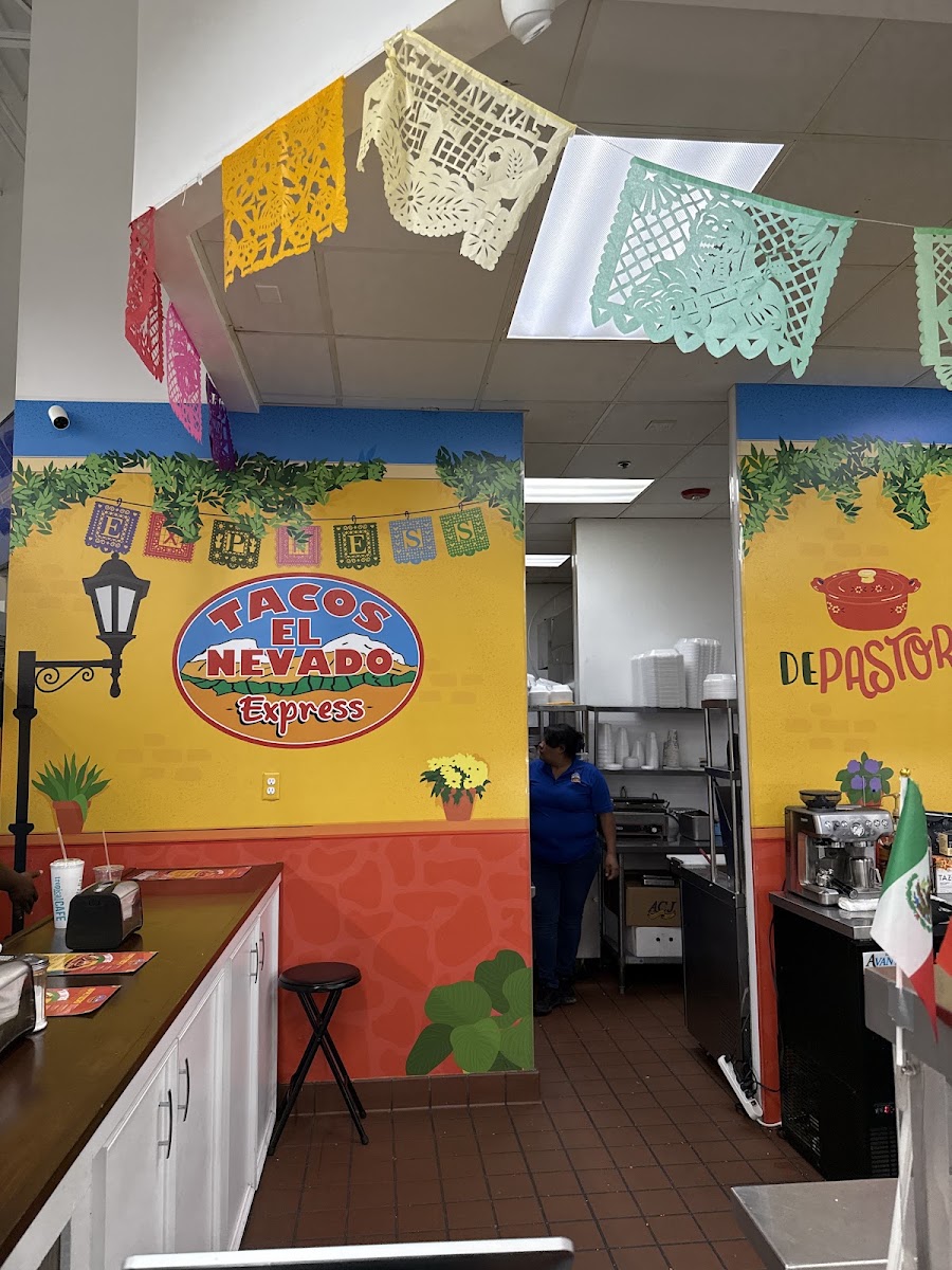 Tacos el Nevado Express