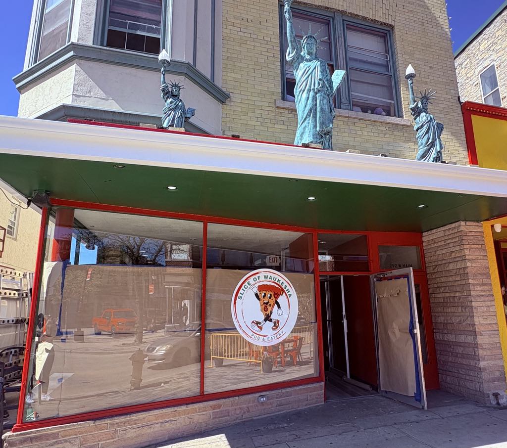 Joey's Slice of Waukesha