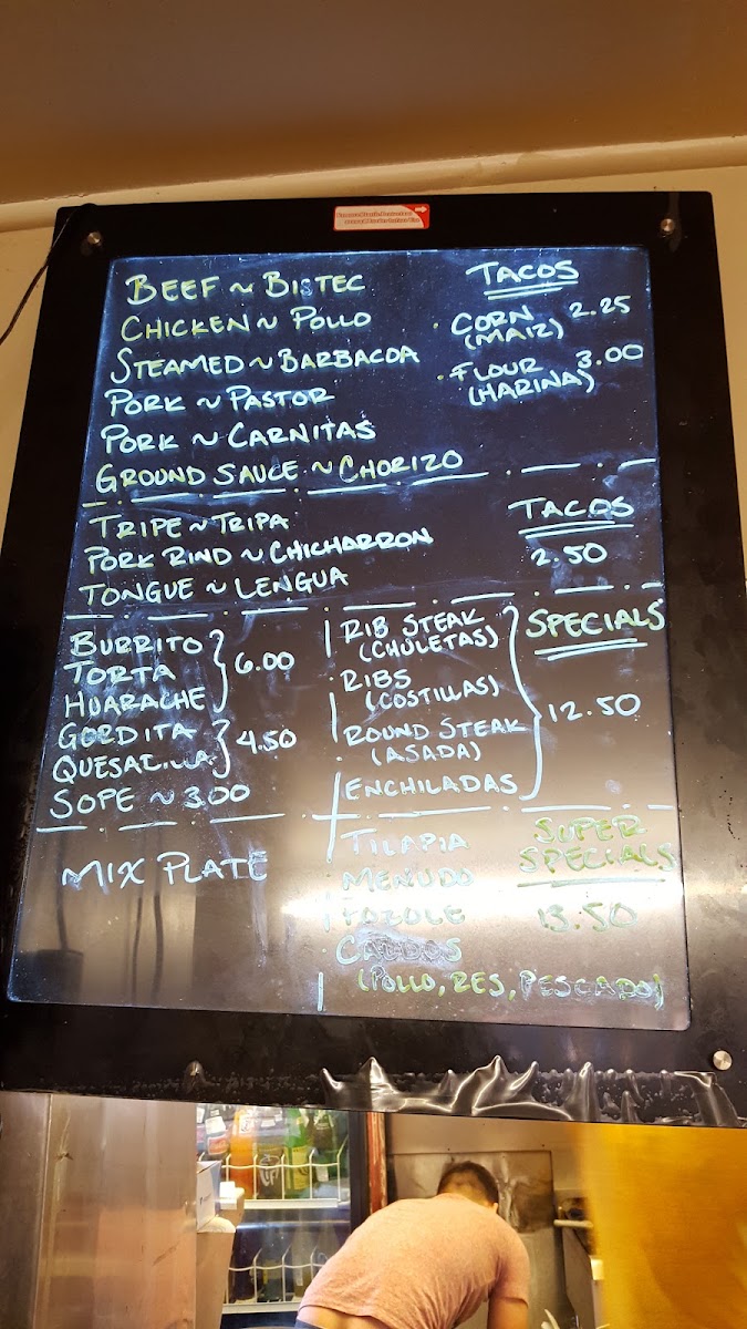 Takiza Mexicana menu board