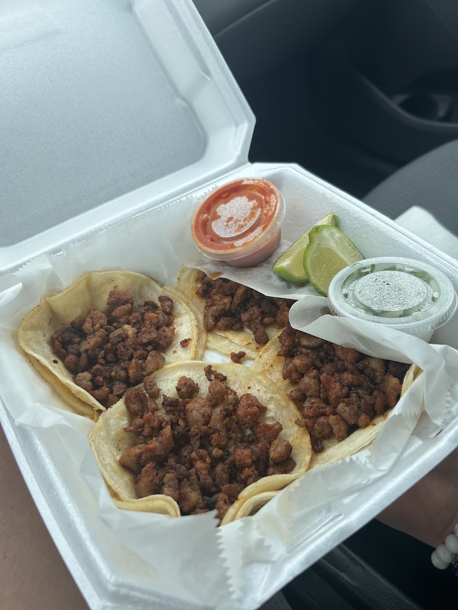 Pupusas El Guanaco Y Mas
