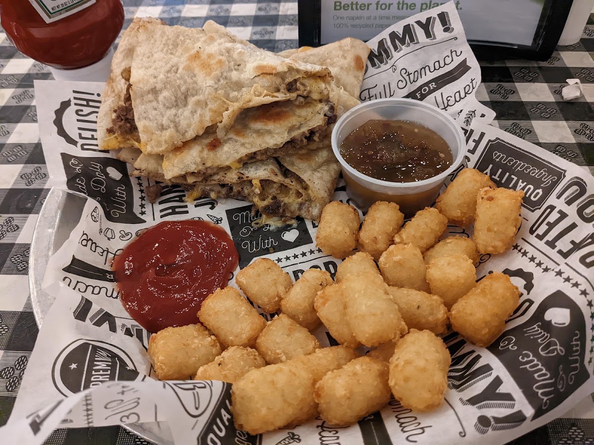Peanut’s Smokehouse & Specialty Meats