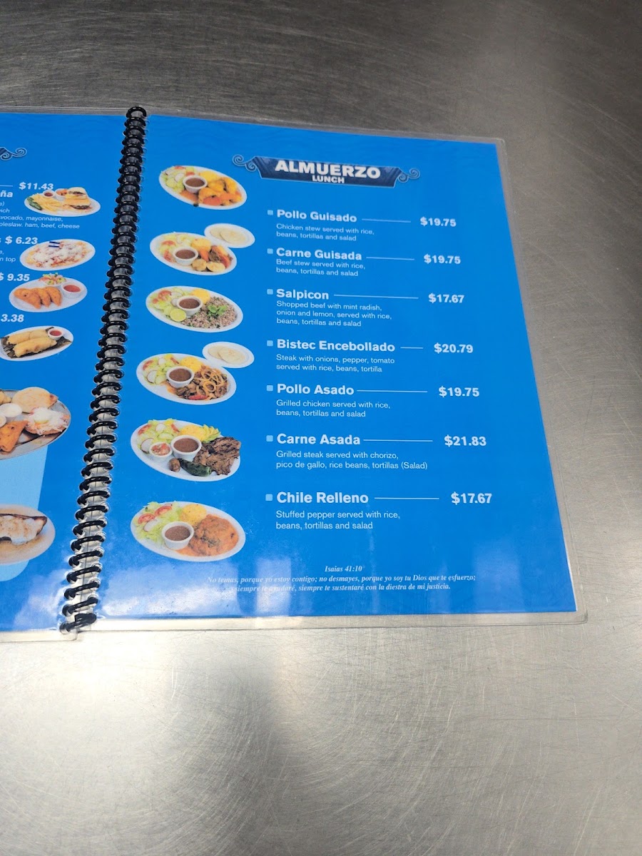 Vos Pupusas West Lancaster menu board