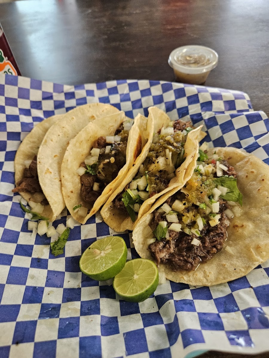 Lucy's Burritos