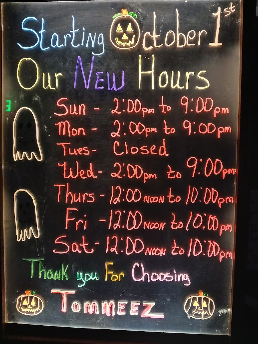 Tommeez Pizza & Sub menu board