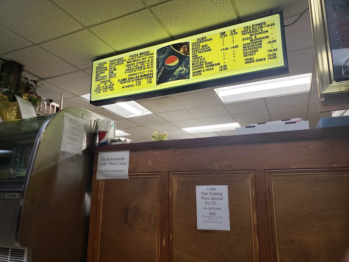 Tommeez Pizza & Sub menu board