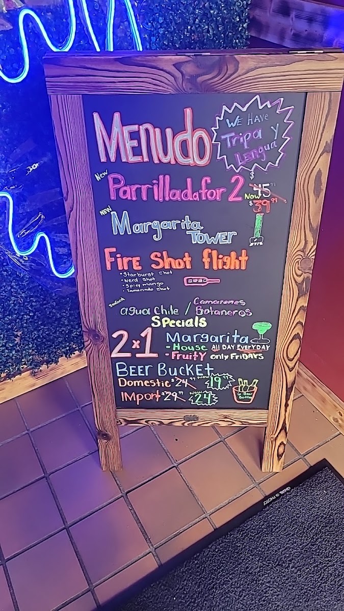 La Parrilla | Mexican menu board