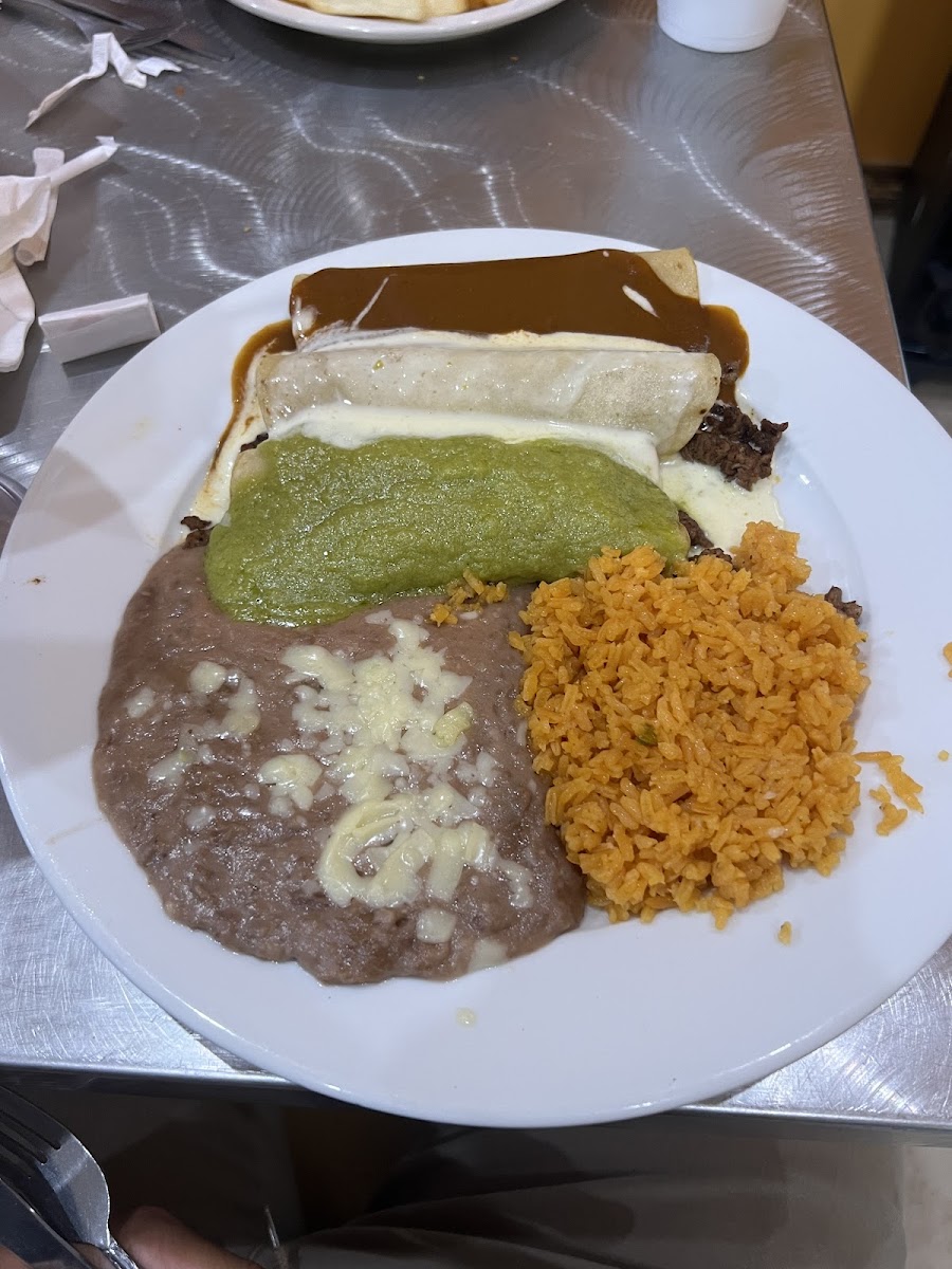 La Parrilla | Mexican