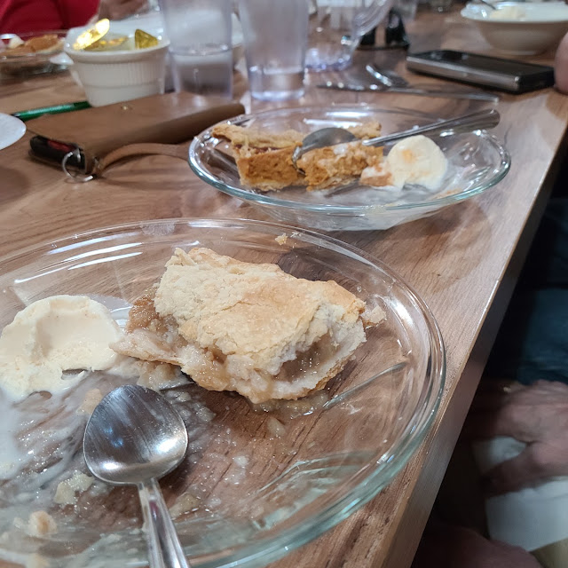 Apple and Pumpkin Pie