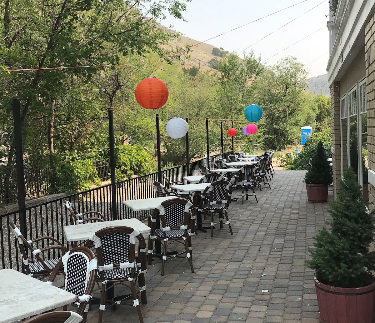Portneuf Grille & Lounge