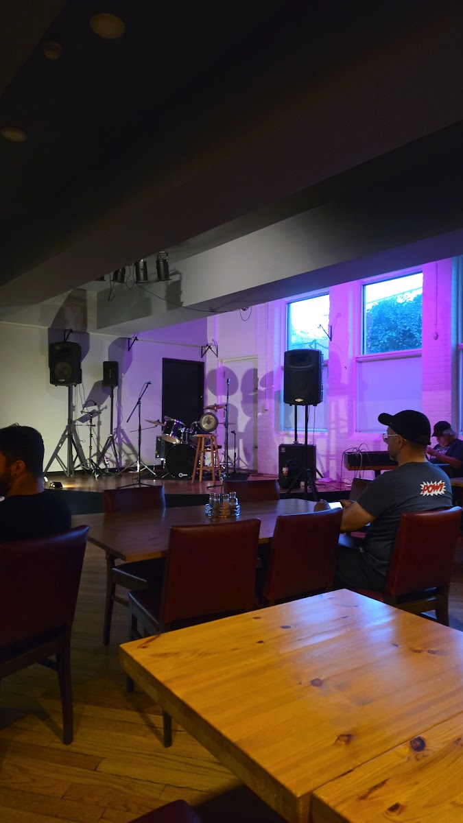 Artisan Stack Cafe