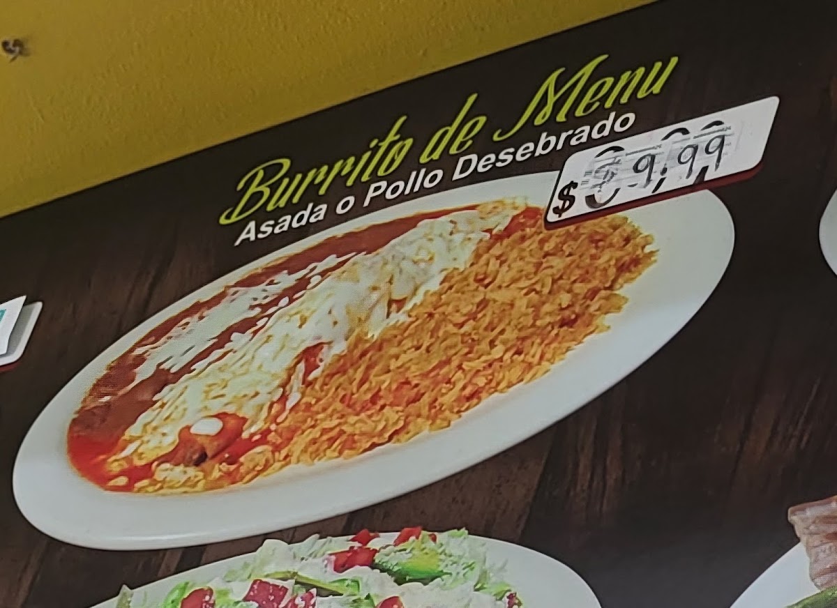 Taqueria Cuernavaca menu board
