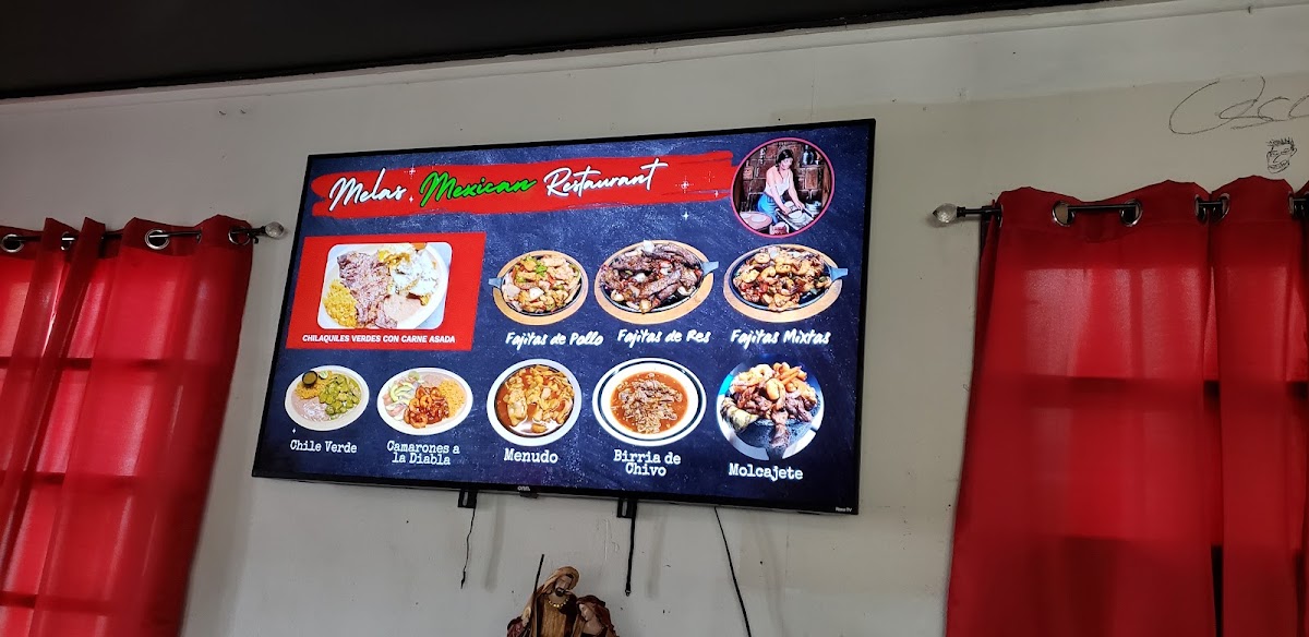 Mela's Méxican Restaurant menu board