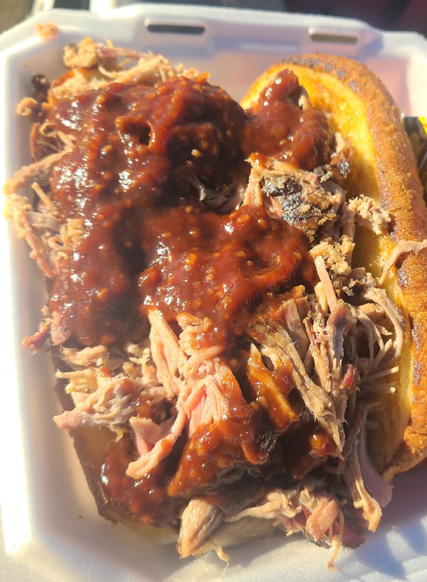 Big D's Country Hog