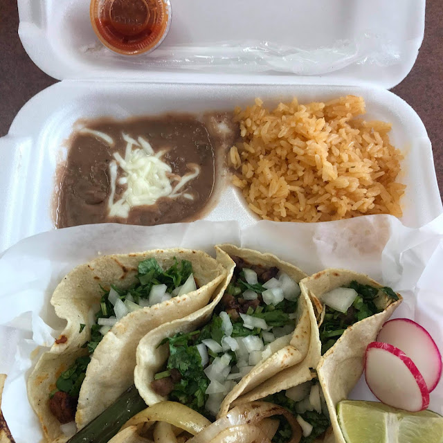 Tacos Con Arros Y Frijoles
