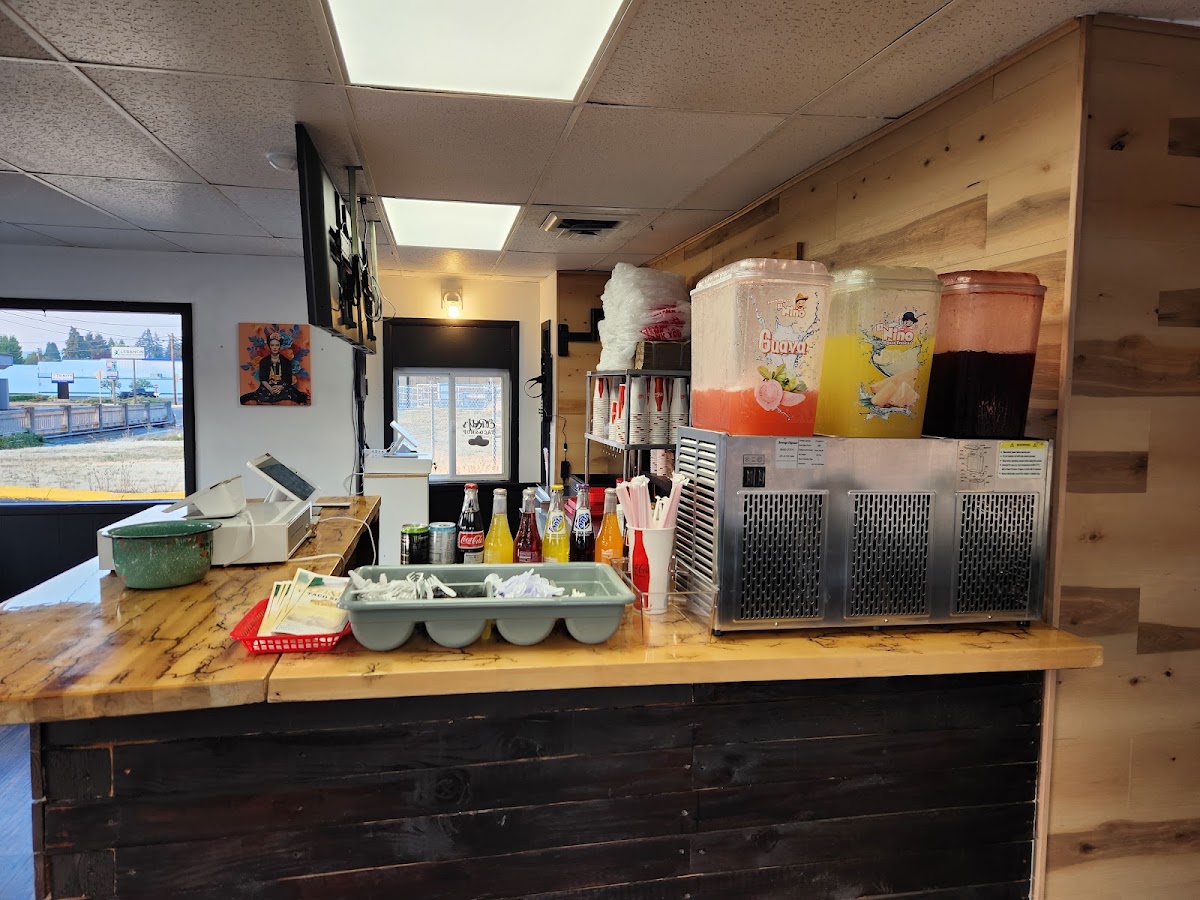 ElREY’S Taco Shop