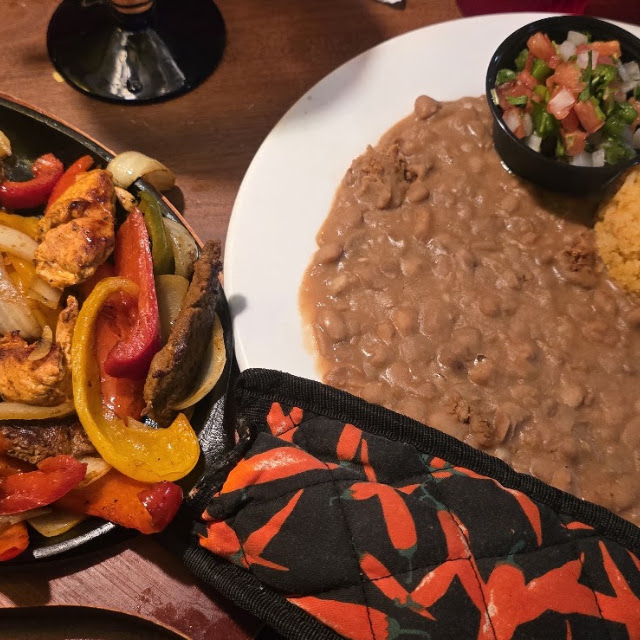 Pollo A la Mexicana Plate