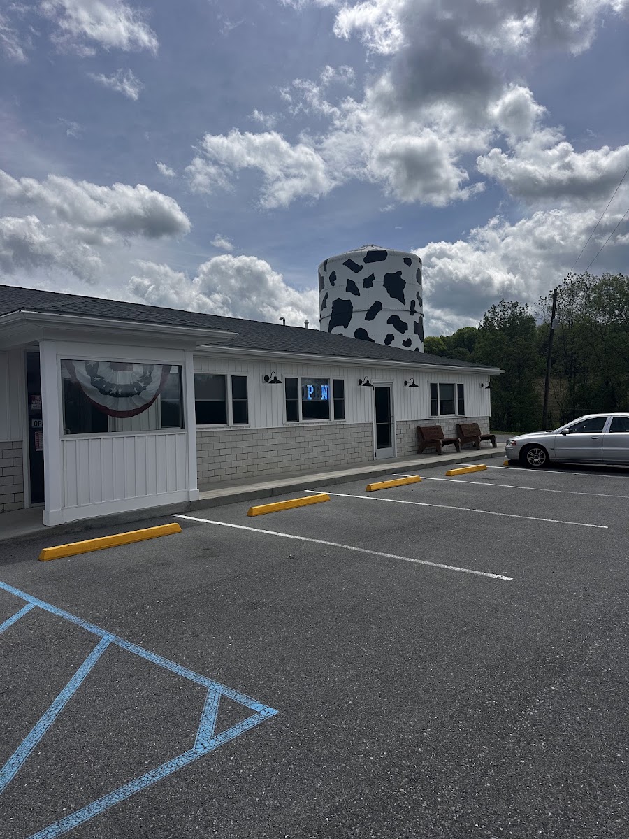 The Milkhouse Grille