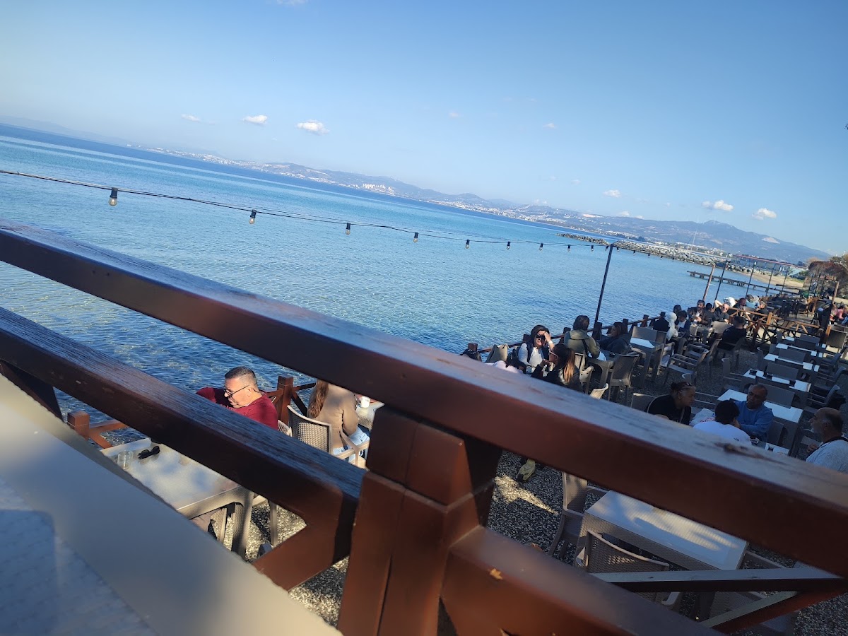 Ada Cafe