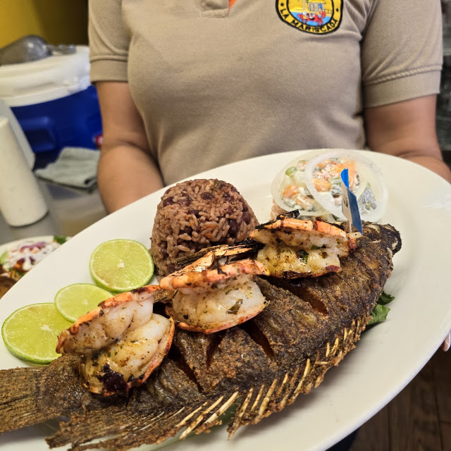 Mojarra Ala Mariscada
