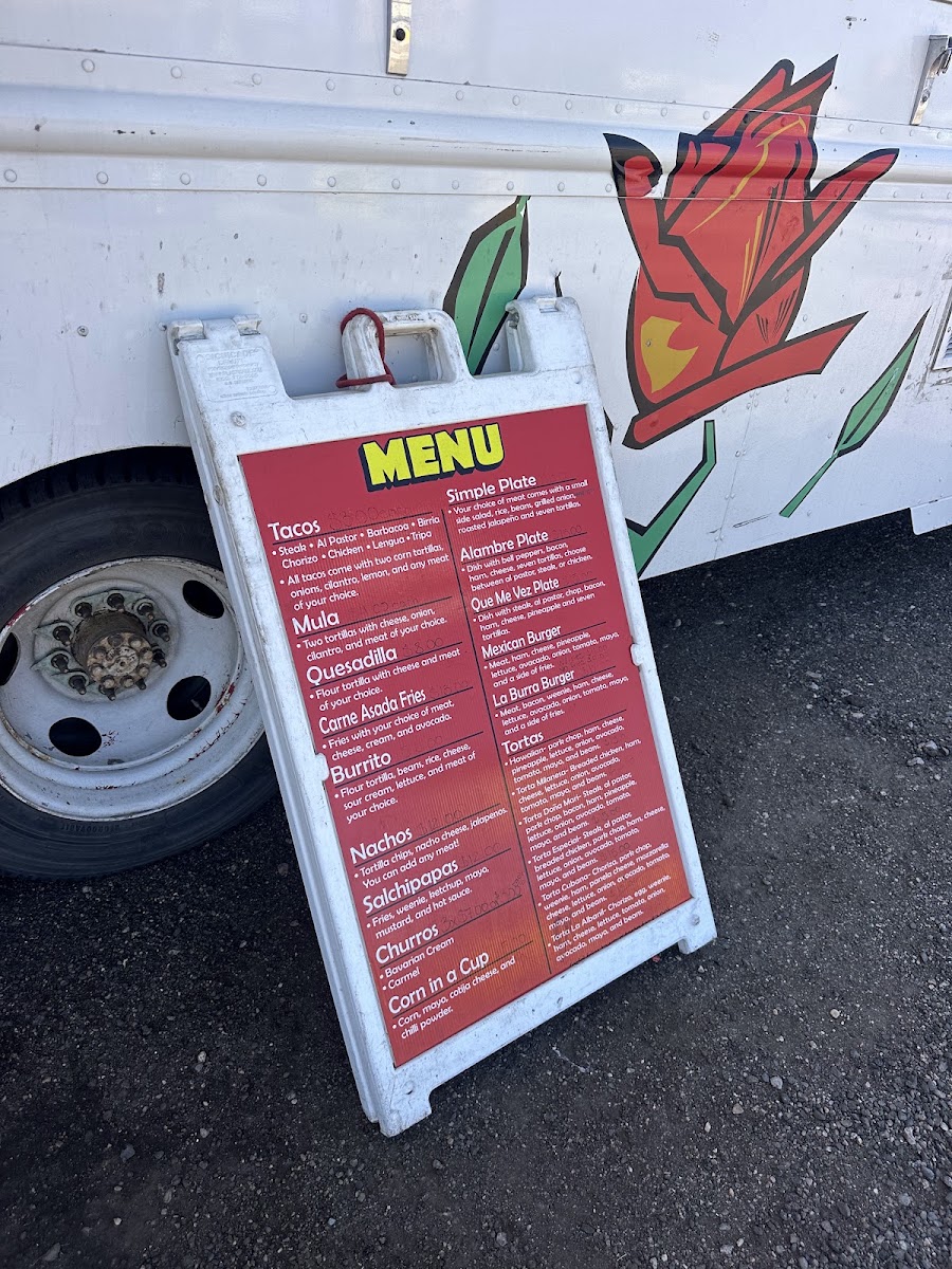 Tacos Doña Mari menu board