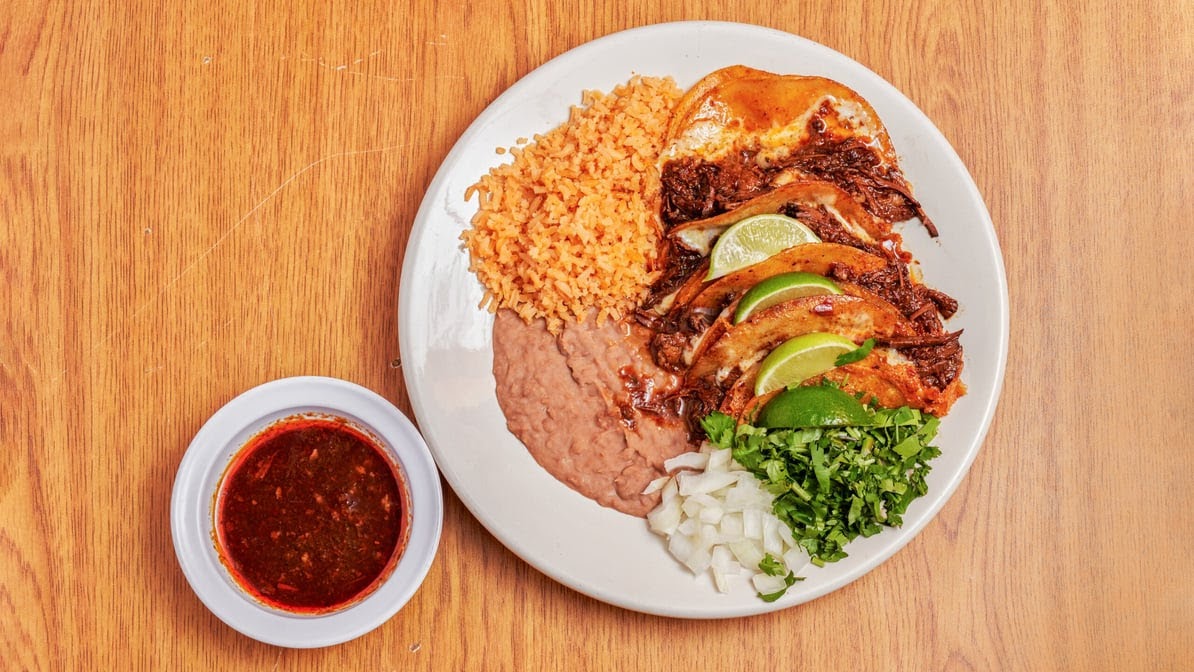 Maria’s Kitchen Mexican Cuisine and Cantina