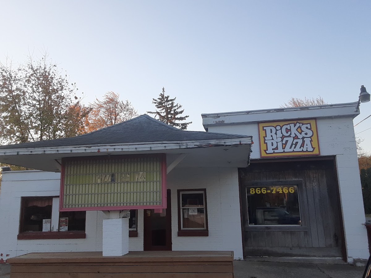 Rick's Pizza