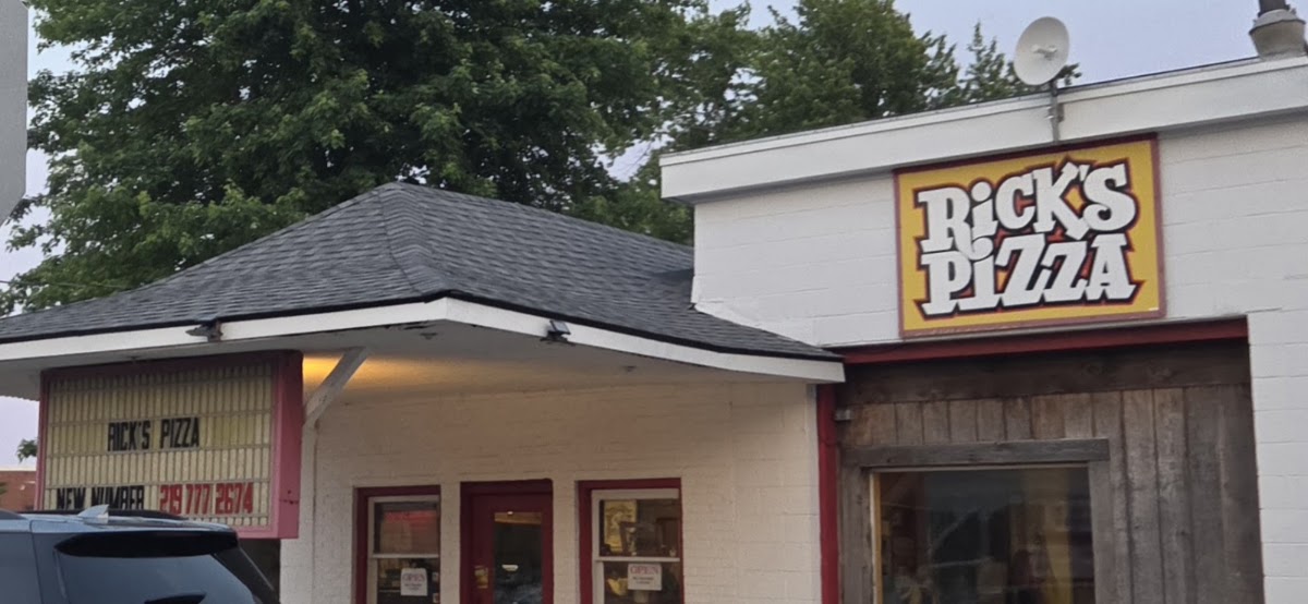 Rick's Pizza