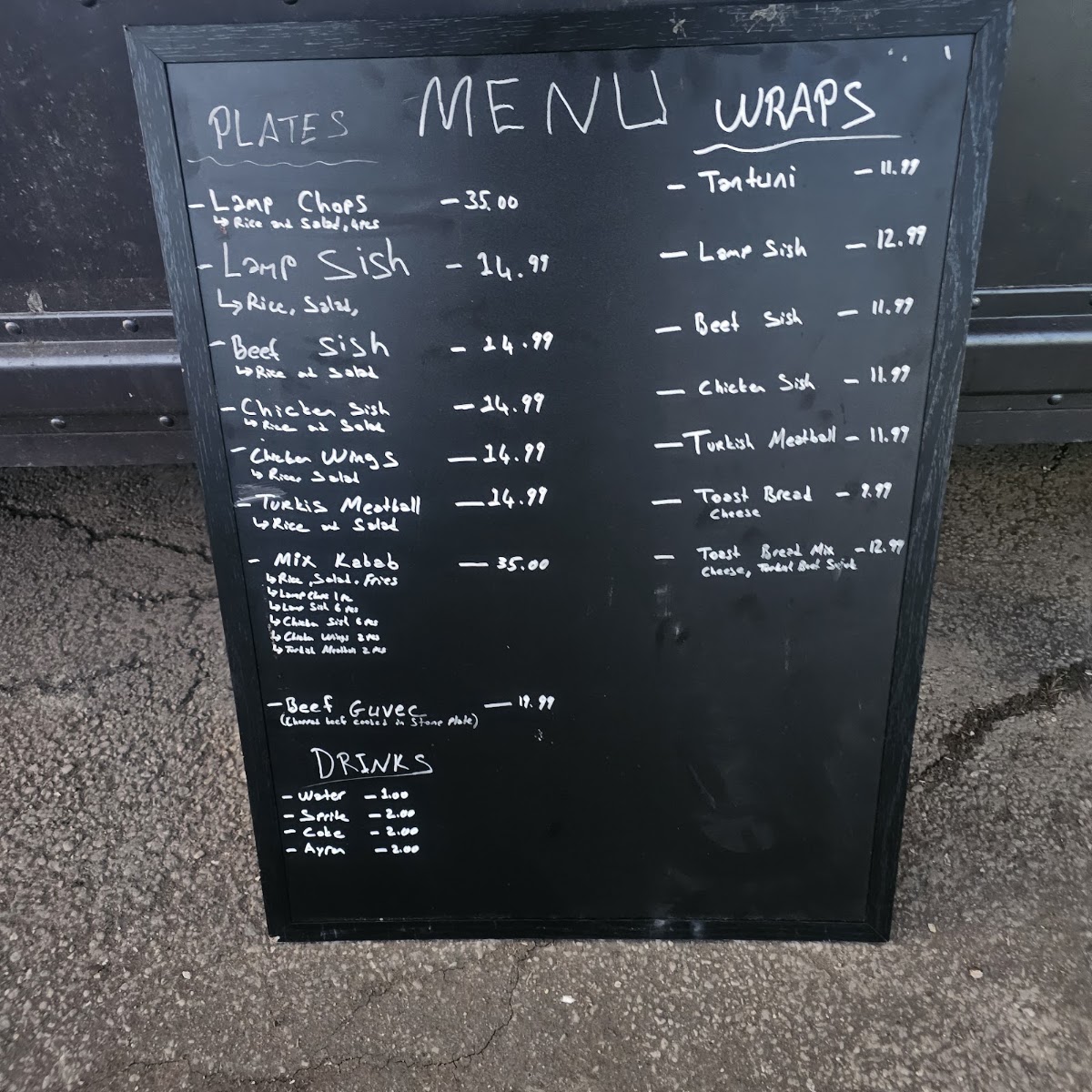 İstanbul Tantuni Restaurant menu board