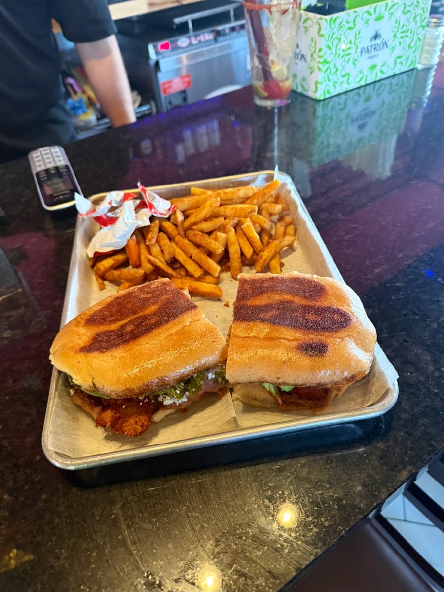 TacoBar Cantina