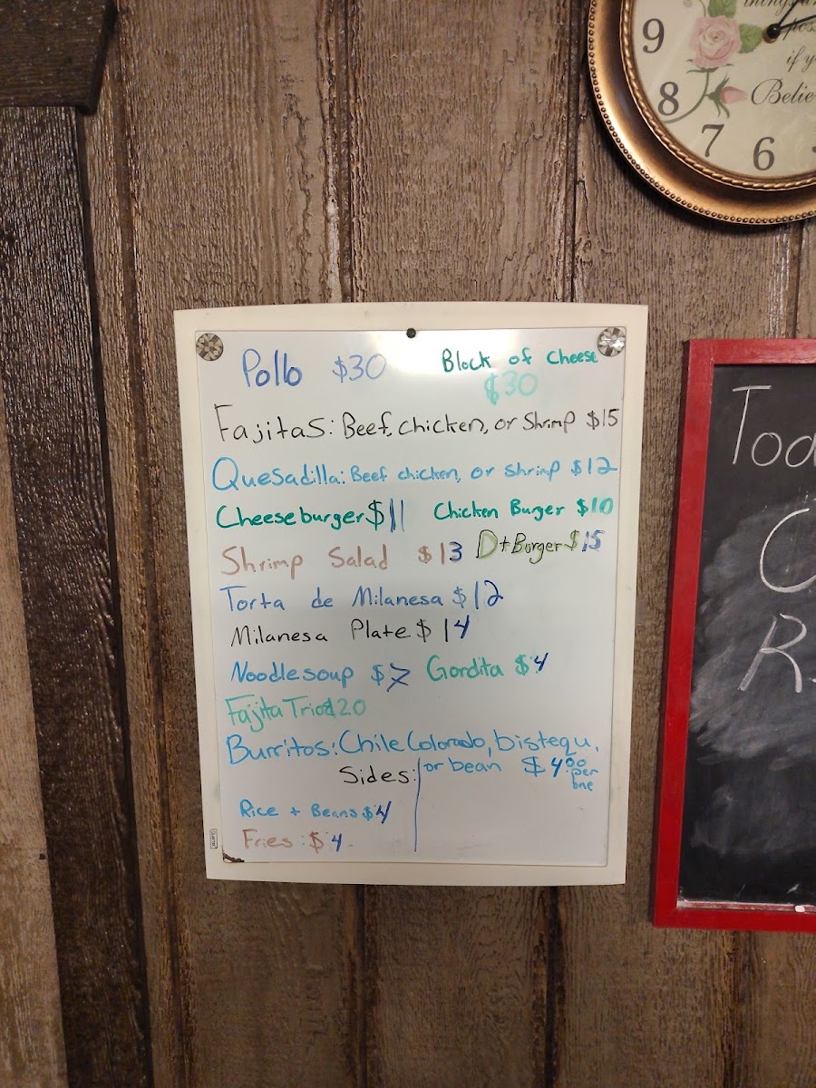 Arturo's Pollo menu board