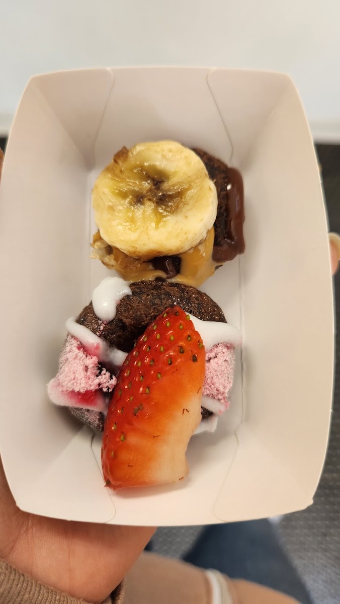 Nosy Neighbors Coffee & Donuts