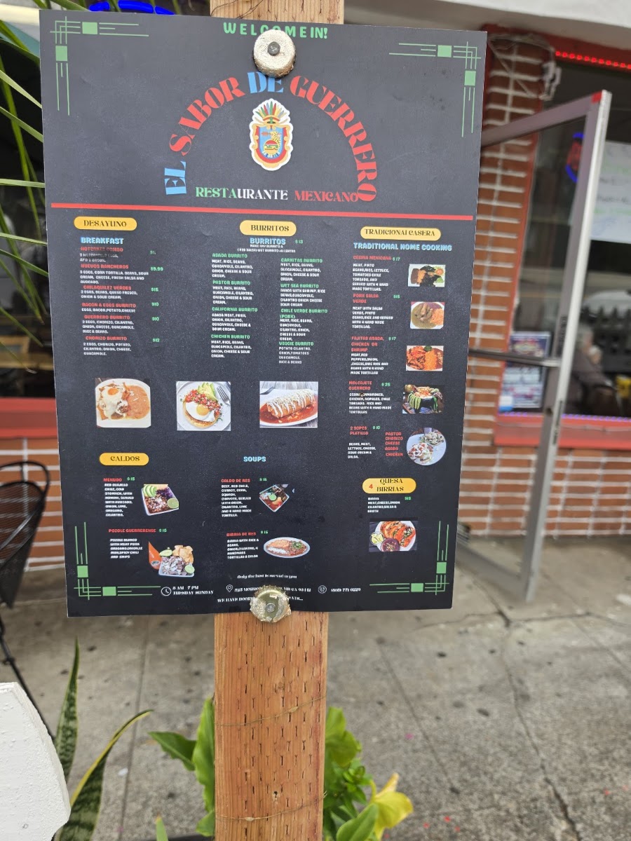 EL SABOR DE GUERRERO menu board