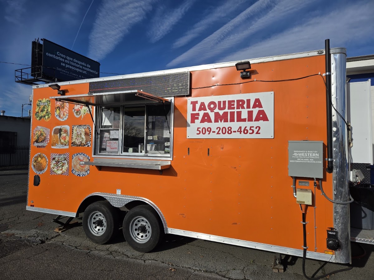 Taqueria Familia