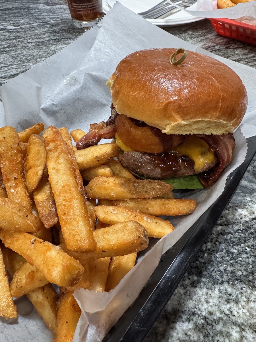 The Garage Bar & Grill