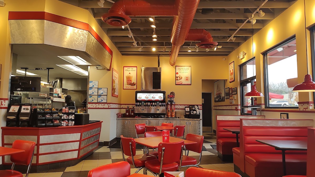 Freddy's Frozen Custard & Steakburgers