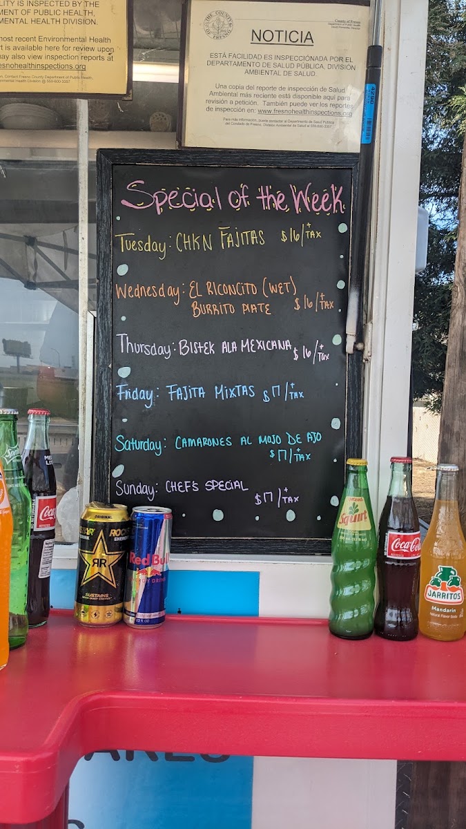 El Rinconcito Taco Truck menu board