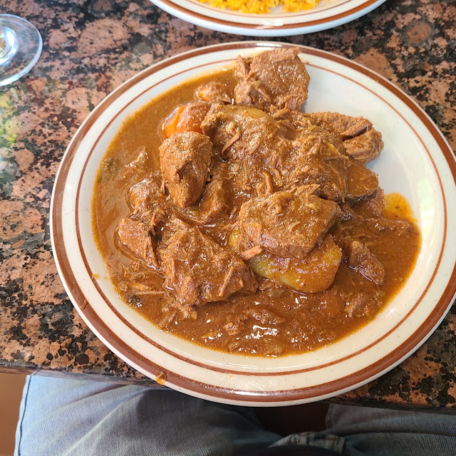 Steak in Sauce - Bistec En Salsa