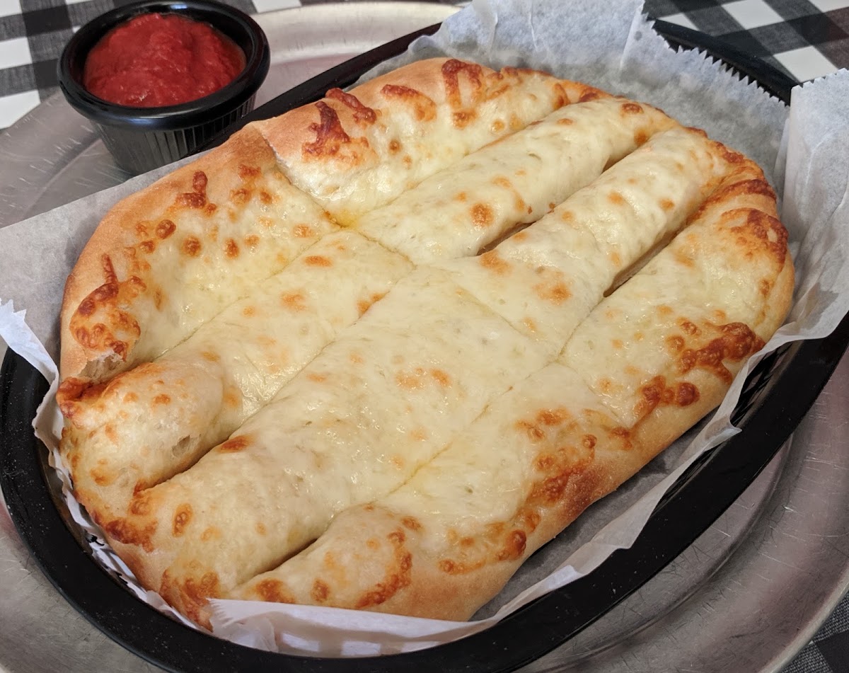 Paulie D's Pizza