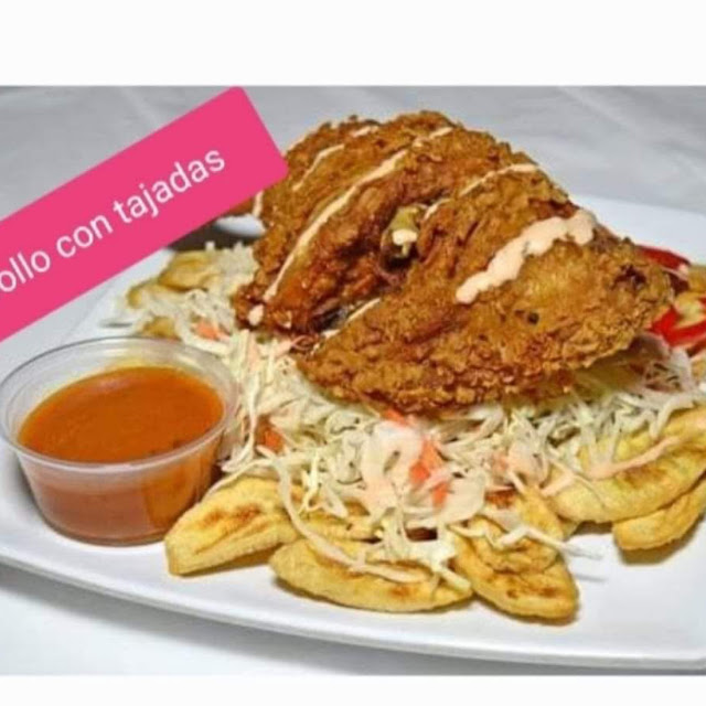 Pollo Con Tajadas Chicken Platter