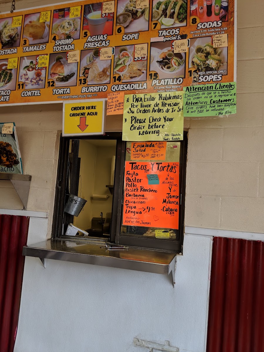 Taqueria Panchito menu board