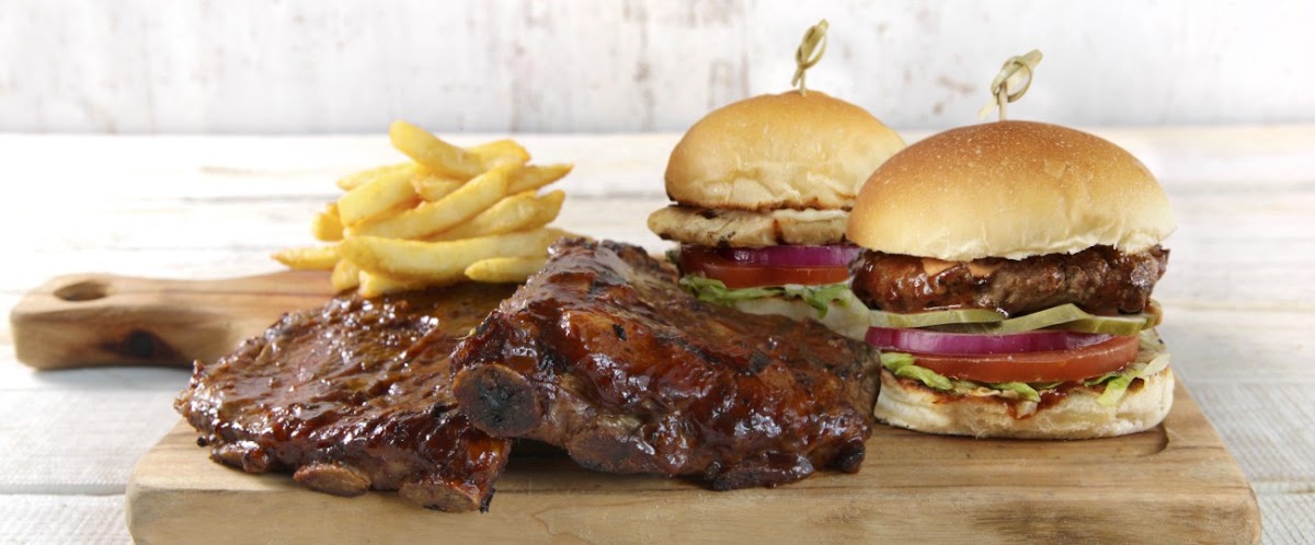 Sticky Fingers BBQ & Cafe