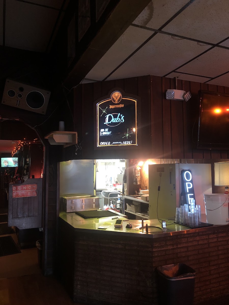 Dub’s Dive Bar Delish