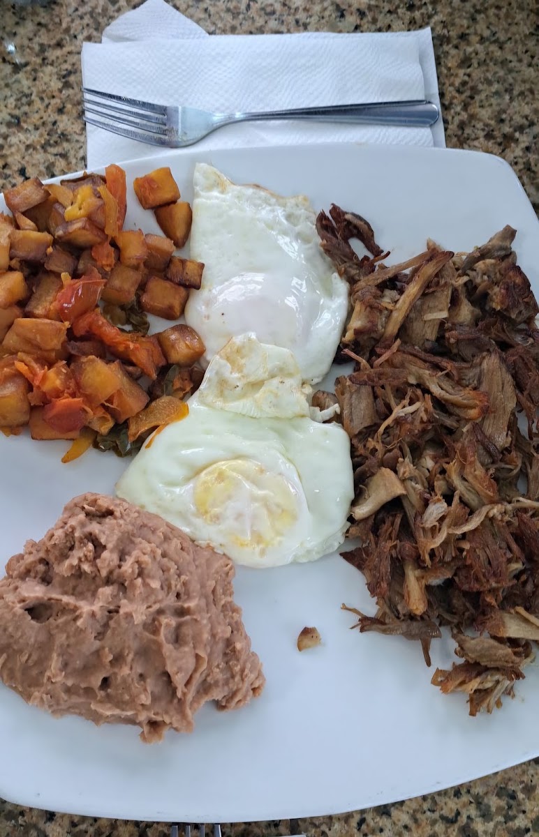 LOS VECINOS RESTAURANT