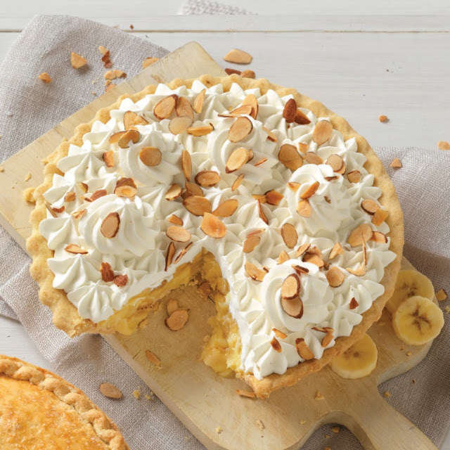Whole Banana Cream Pie