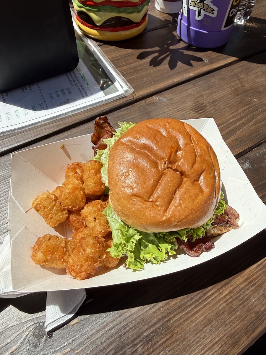 Nette's Diner & Catering