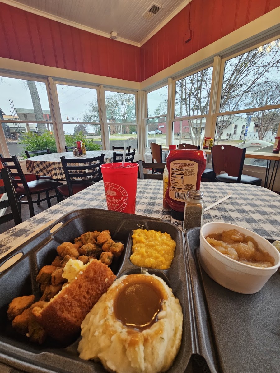 Junior's Eatin' House