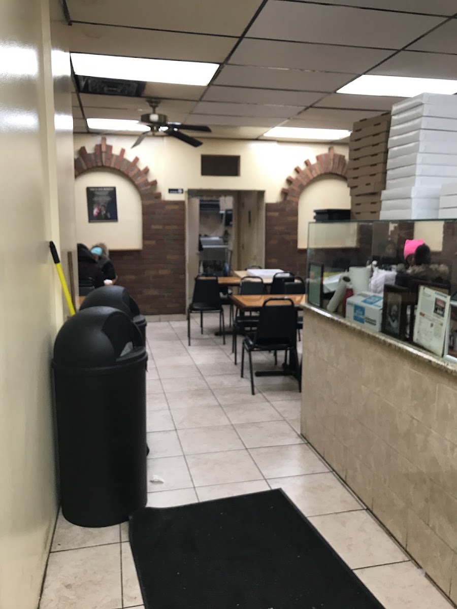 Sal & Paul's Pizzeria
