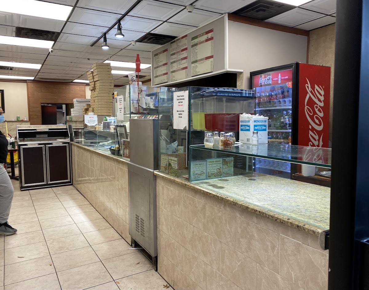 Sal & Paul's Pizzeria